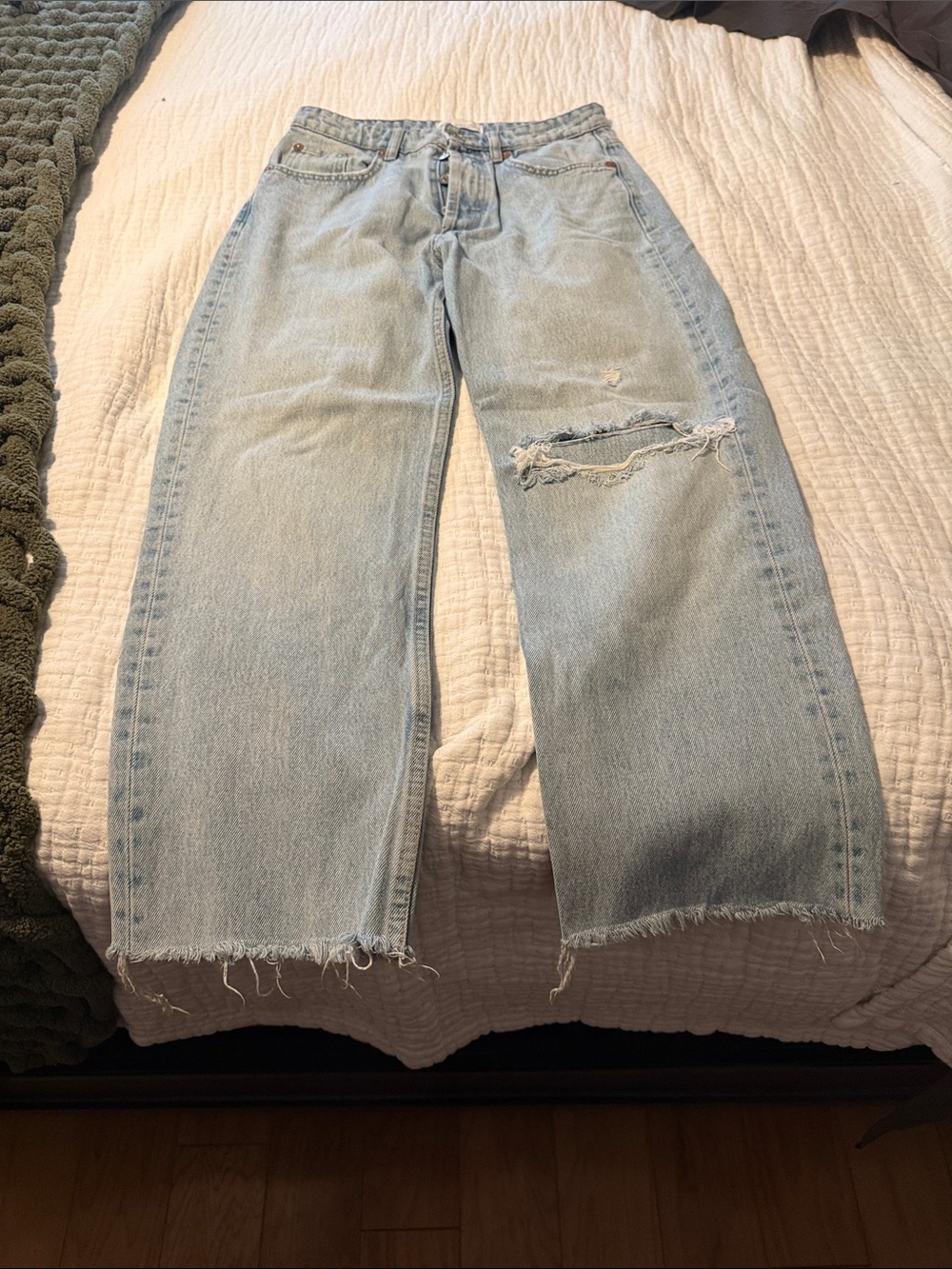 Zara Light Blue Wide-Leg Distressed Jeans